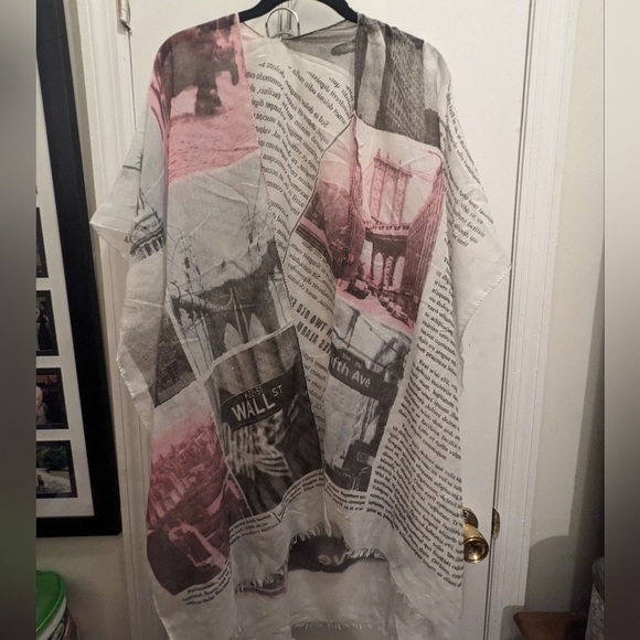 Newspaper patterned summer coverup - Picture 3 of 6